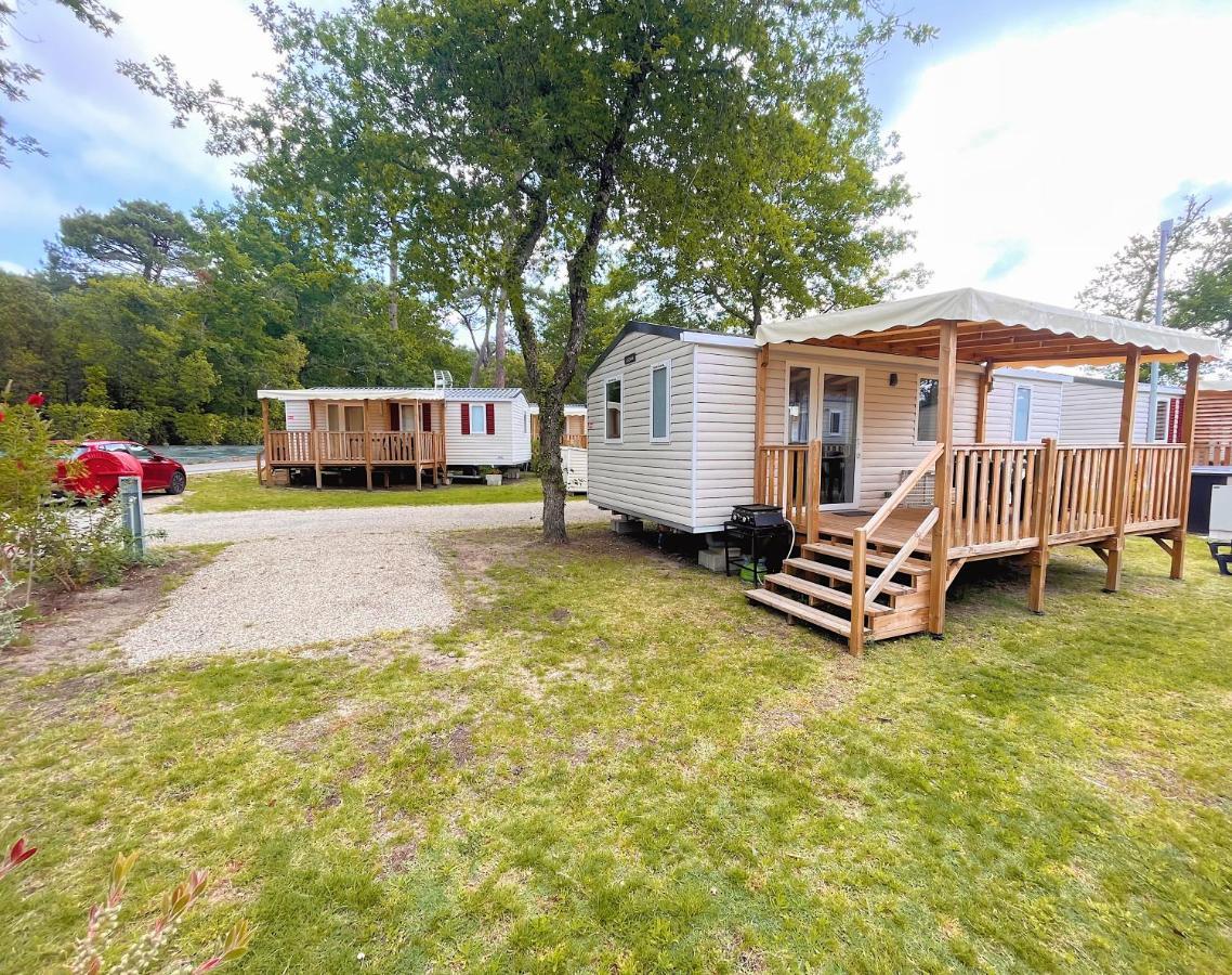 Mobil Home Camping 4 Etoiles Les Viviers 2 Chambres เลเฌอ-แกป-เฟร์เร ภายนอก รูปภาพ